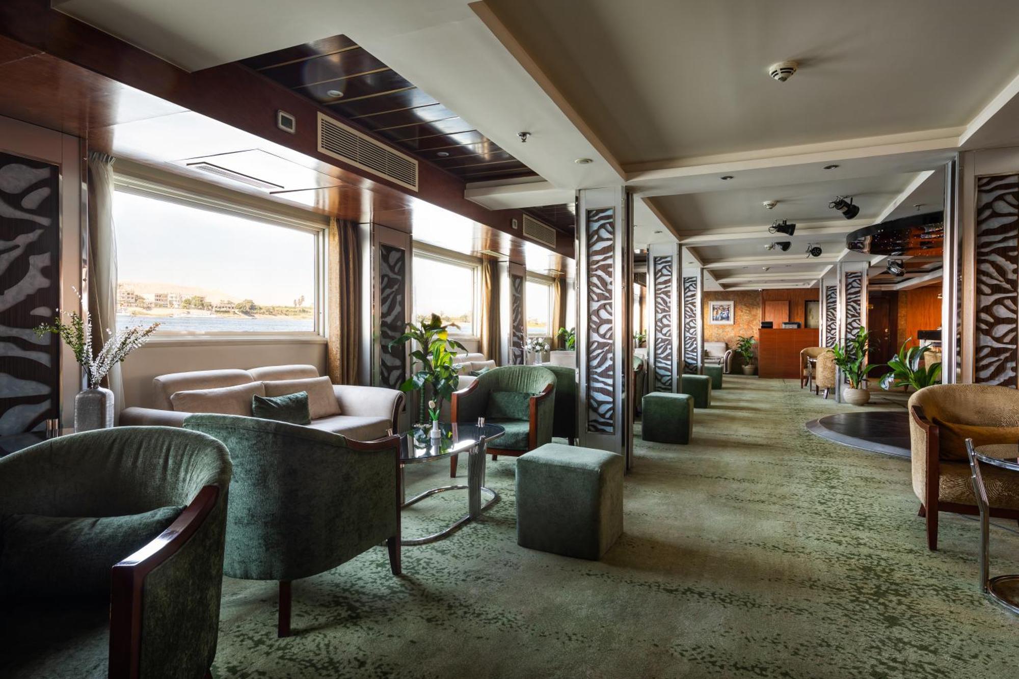 M/S Esmeralda Nile Cruise - 4 Or 7 Nights From Luxor Each Monday And 03 Nights From Aswan Each Friday ภายนอก รูปภาพ