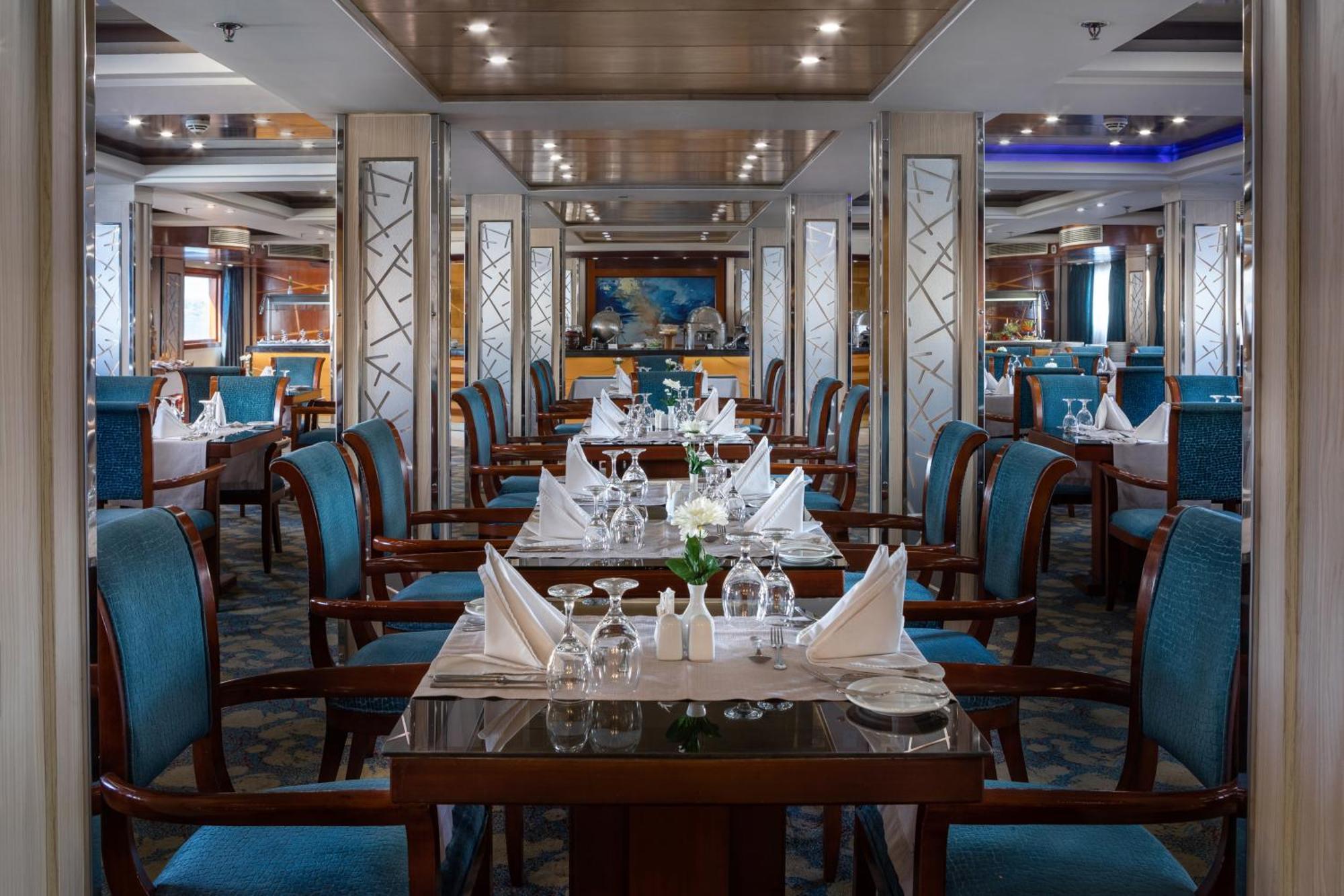 M/S Esmeralda Nile Cruise - 4 Or 7 Nights From Luxor Each Monday And 03 Nights From Aswan Each Friday ภายนอก รูปภาพ